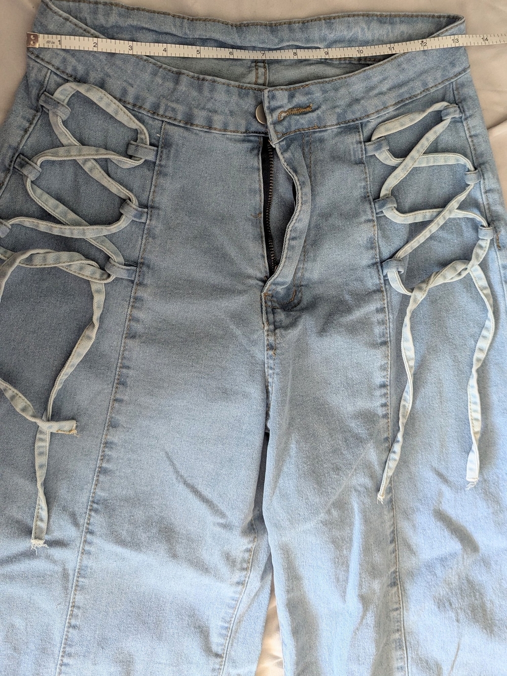 BNWOT, Size Med, Light Blue Lace-Up Details Wide Leg Jeans - Picture 5 of 12